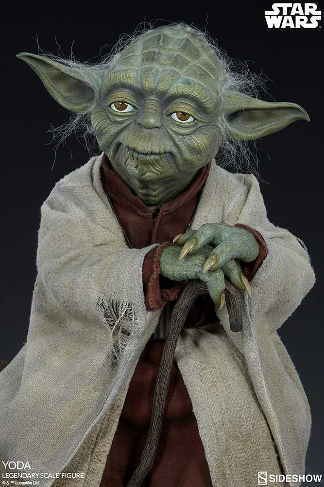 مجسمه یودا Yoda Legendary Scale برند سایدشو