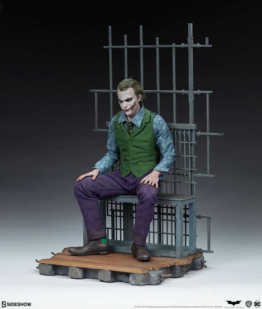 مجسمه Joker دارک نایت برند سایدشو