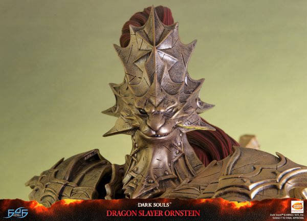 مجسمه Dragon Slayer Orenstein از بازی دارک سولز برند First 4 Figures